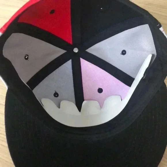 🆕 Color Block Cap 7-1/4🆕 - Picture 3 of 5